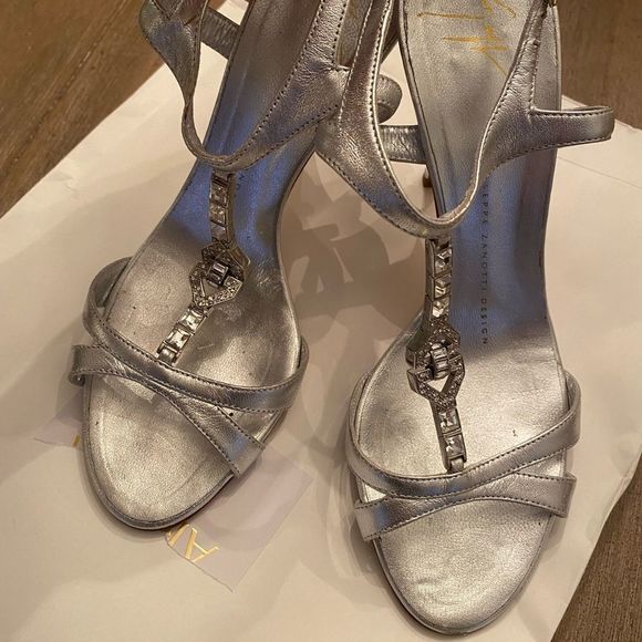 Giuseppe Zanotti Shoes - Giuseppe Zanotti silver heels